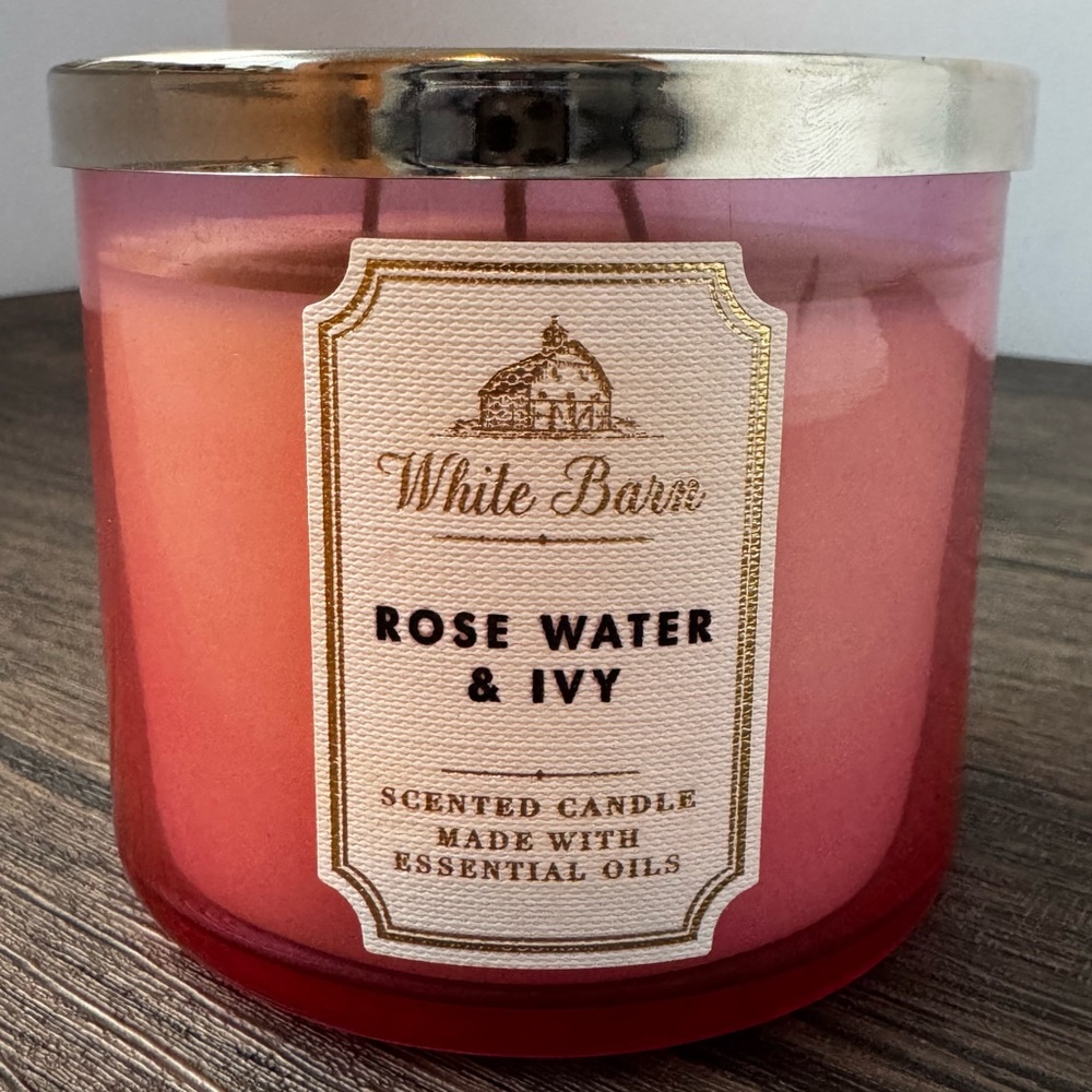 White Barn Rose Water & Ivy 3-Wick Candle BBW